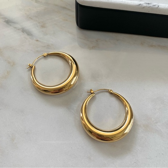 Big hoop earrings, chunky gold hoop earrings, thick gold hoop earrings,gold hoop - Picture 2 of 8
